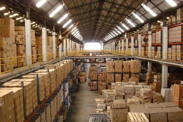900900p614EDNmainwarehouse-interior-boxes-ceiling-racking-pallets